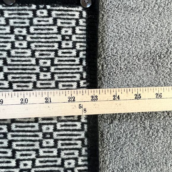 Ann Taylor Cardigan Sweater Womens Large Black White Print Lambswool Button Art‎ - Picture 9 of 10